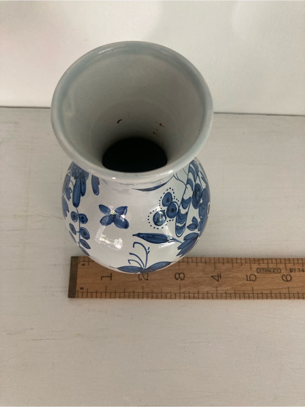 Vintage Blue and White Floral Ceramic Vase - Picture 7 of 11